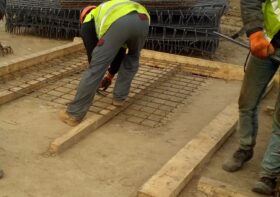 Nieergonomiczne warunki pracy: cichy zabójca zdrowia i wydajności. Jak uniknąć kosztownych konsekwencji?